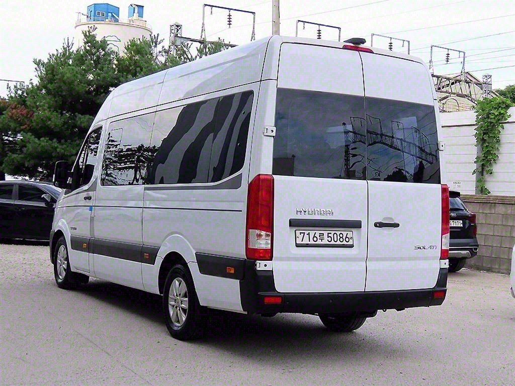 HYUNDAI SOLATI 2017