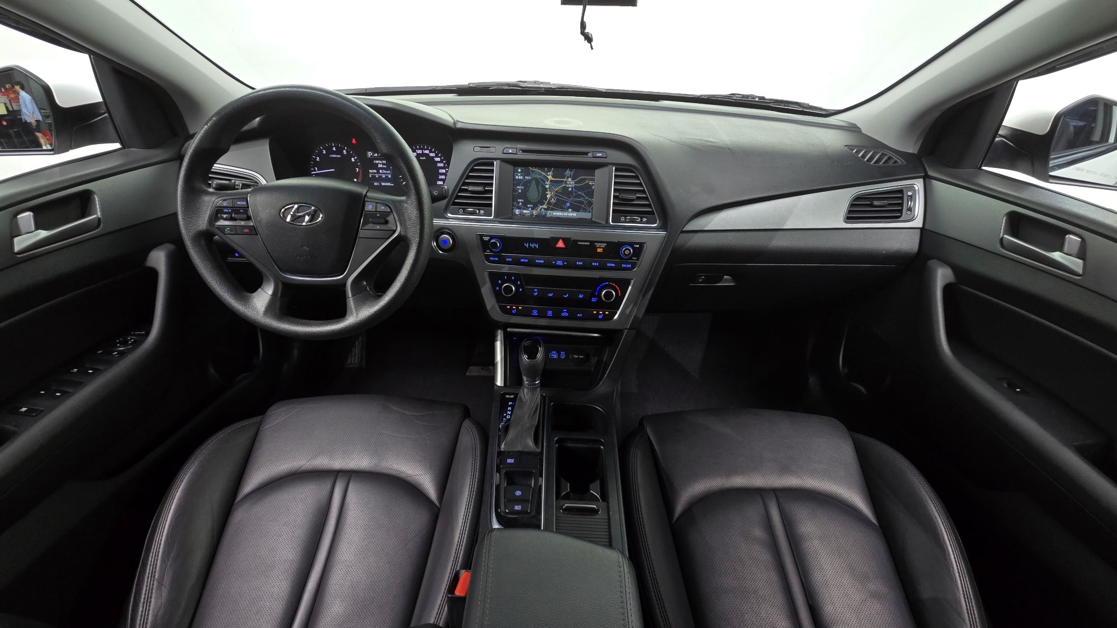 HYUNDAI SONATA LF 2015