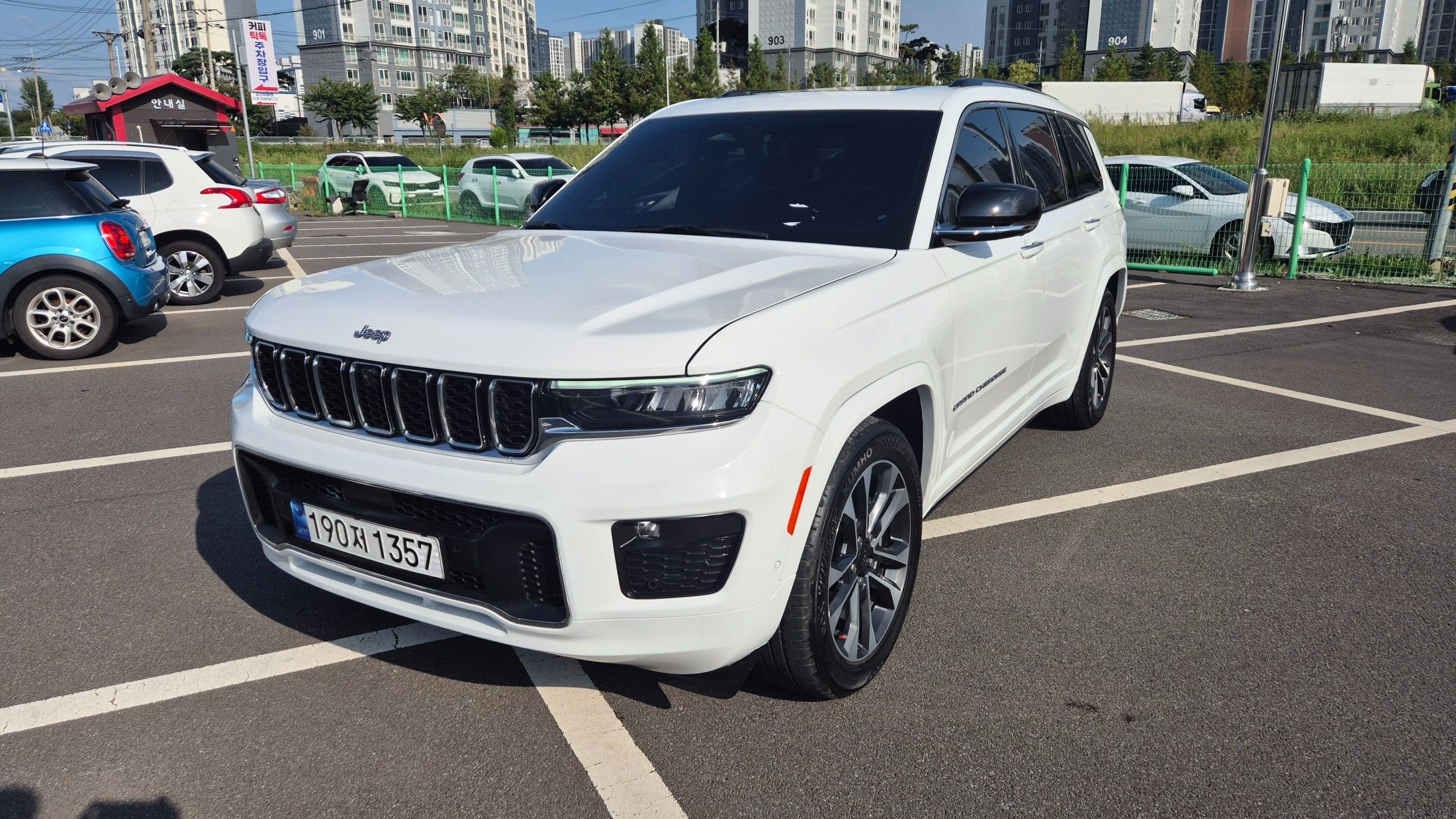 JEEP GRAND CHEROKEE WL 2022