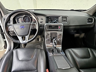 VOLVO S60 2016