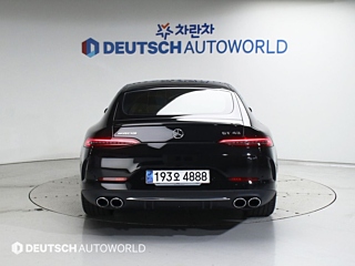 MERCEDES BENZ AMG GT 2023