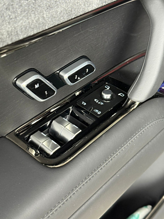 LAND ROVER RANGE ROVER SPORT 2025