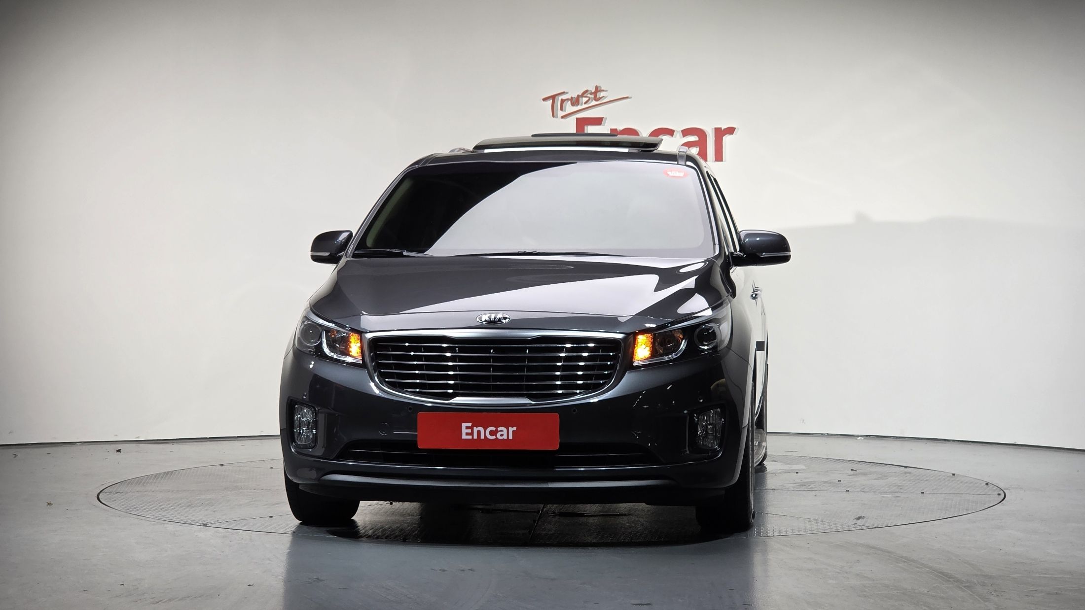 KIA CARNIVAL 2017
