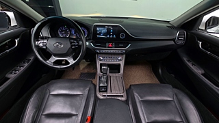 HYUNDAI GRANDEUR IG 2017