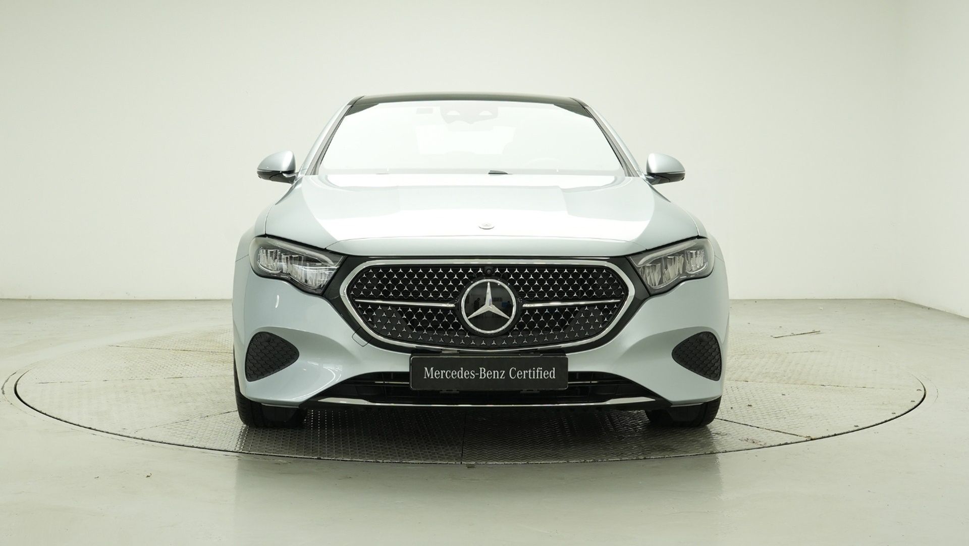 MERCEDES BENZ E-CLASS W214 2025