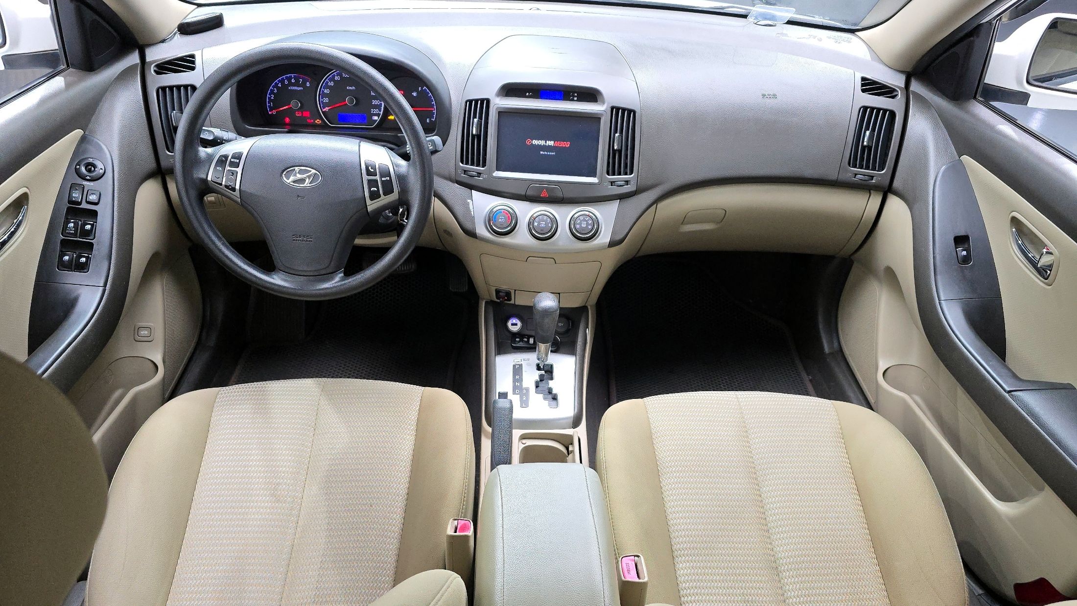 HYUNDAI AVANTE HD 2010