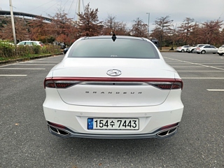 HYUNDAI GRANDEUR IG HYBRID 2021