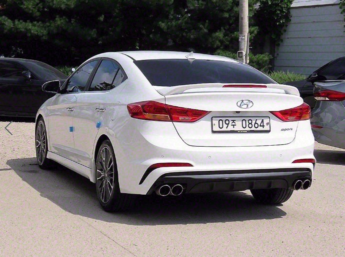 HYUNDAI AVANTE AD 2016
