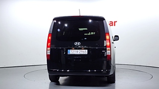 HYUNDAI STARIA 2024