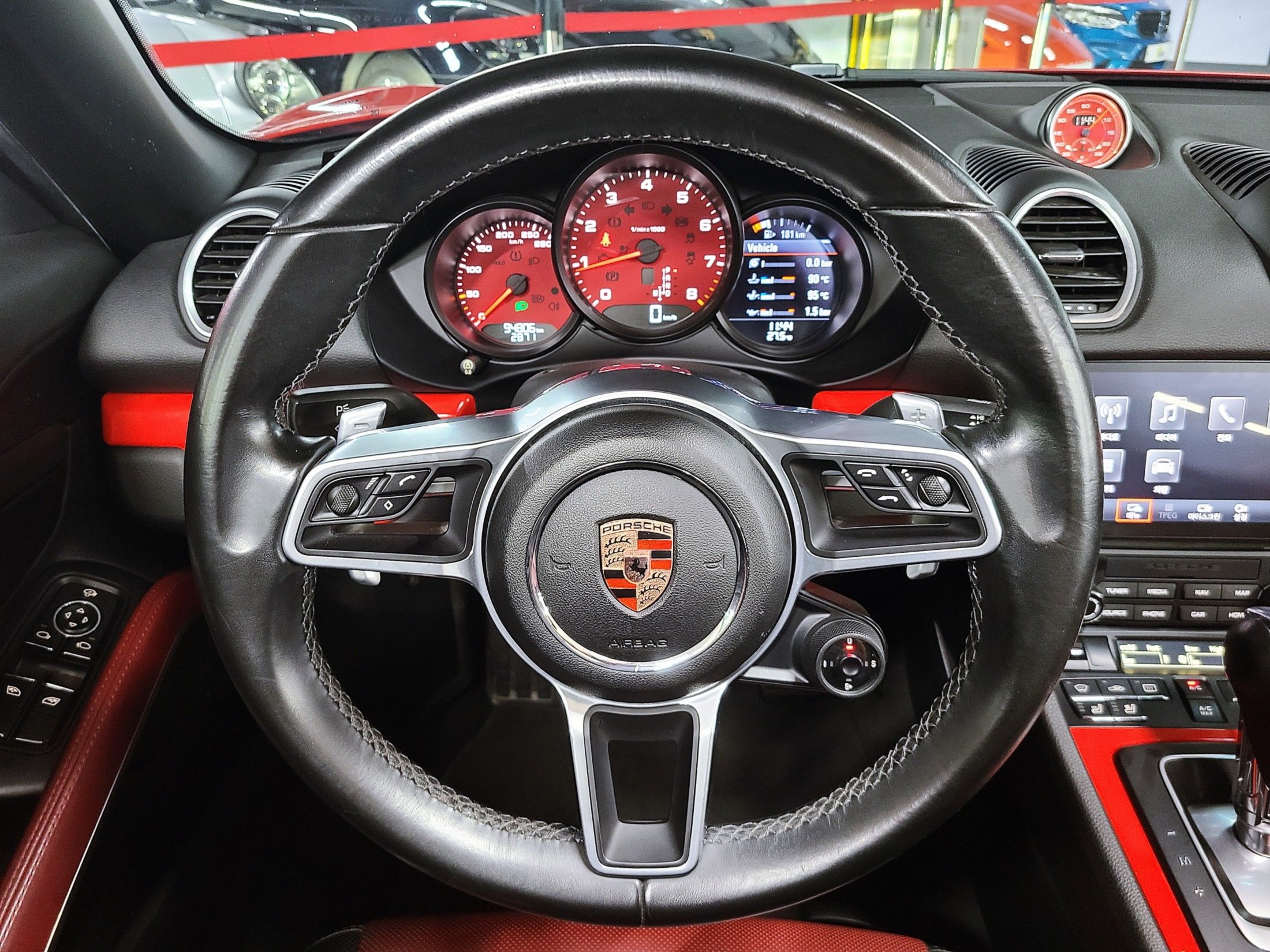 PORSCHE 718 BOXSTER 2018