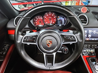 PORSCHE 718 BOXSTER 2018