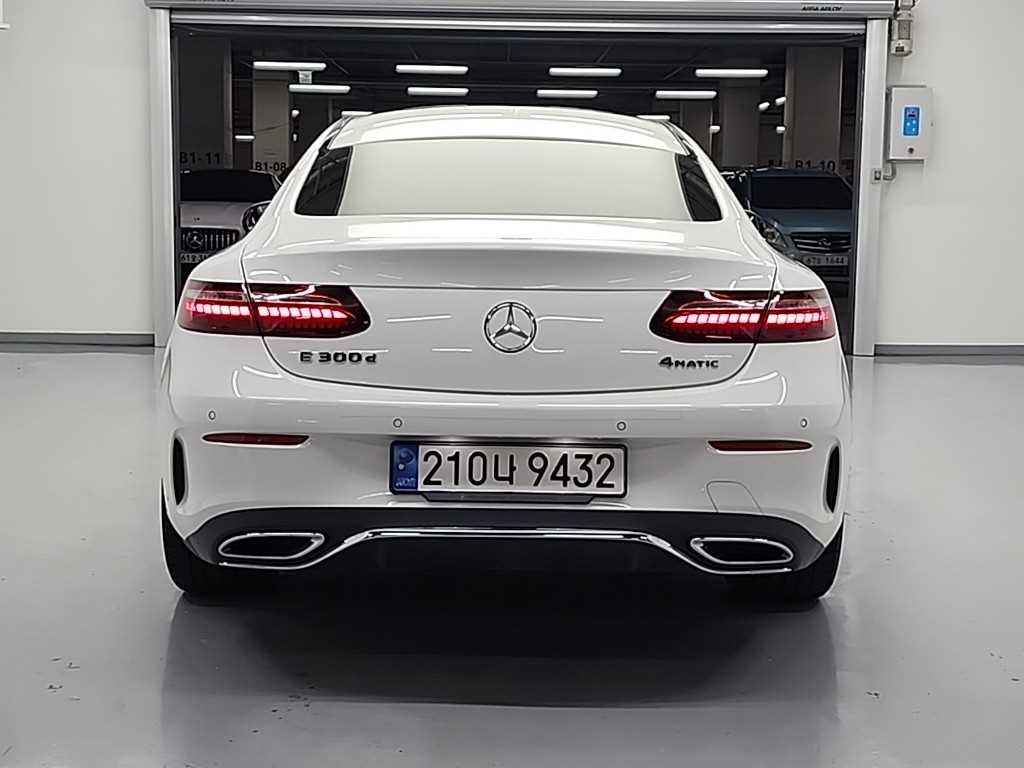 MERCEDES BENZ E-CLASS W213 2022