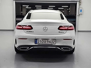 MERCEDES BENZ E-CLASS W213 2022