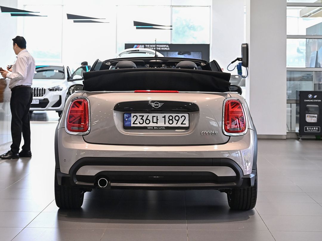 MINI COOPER CONVERTIBLE 2024