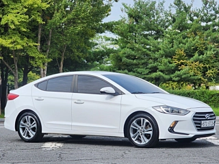 HYUNDAI AVANTE AD 2017