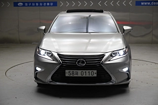 LEXUS ES300H 2016