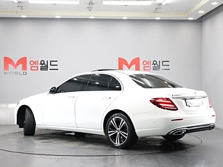 MERCEDES BENZ E-CLASS W213 2020