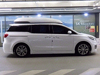 KIA CARNIVAL 2017