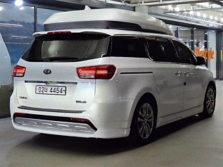 KIA CARNIVAL 2017