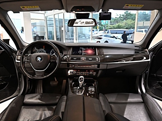 BMW 5-SERIES F10 2016