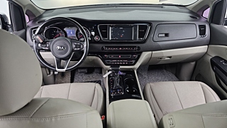 KIA CARNIVAL 2018