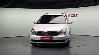 KIA CARNIVAL R 2010