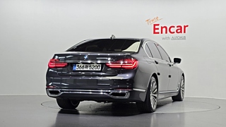 BMW 7-SERIES G11 2016