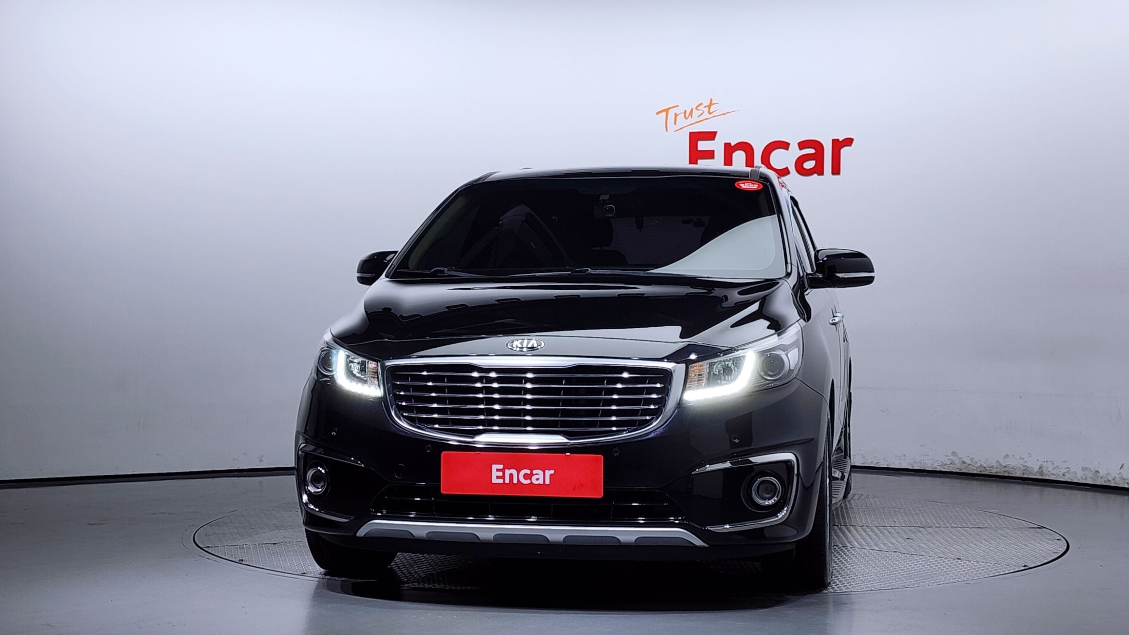 KIA CARNIVAL 2017