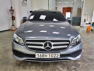 MERCEDES BENZ E-CLASS W213 2020