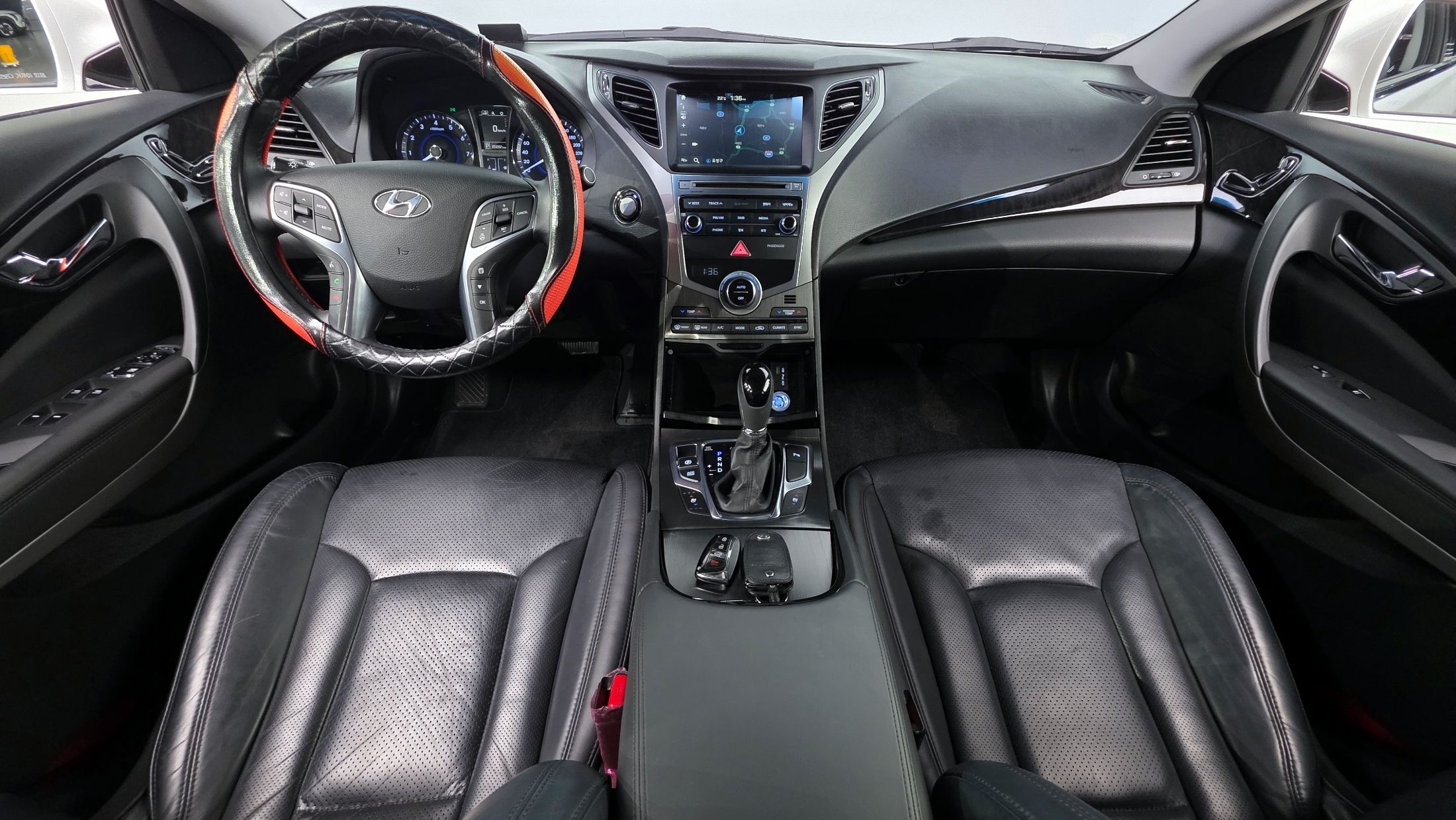 HYUNDAI GRANDEUR HG 2017