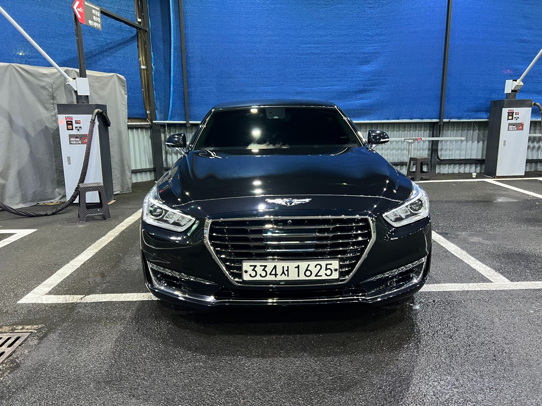 GENESIS EQ900 2017