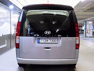 HYUNDAI STARIA 2024