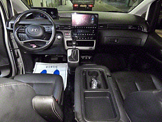 HYUNDAI STARIA 2024