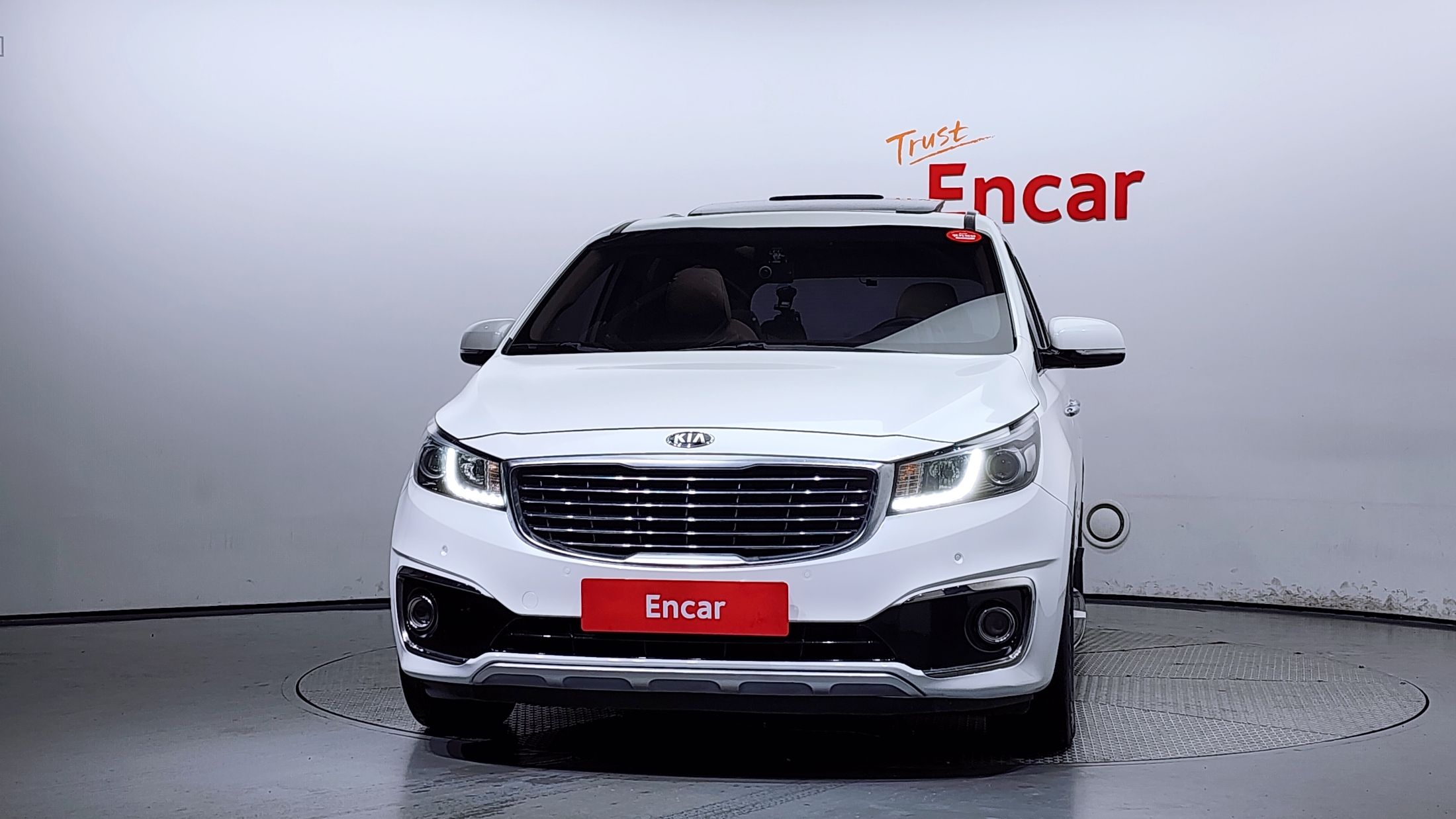 KIA CARNIVAL 2017