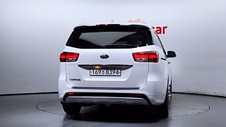 KIA CARNIVAL 2017