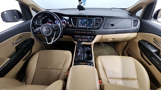KIA CARNIVAL 2017