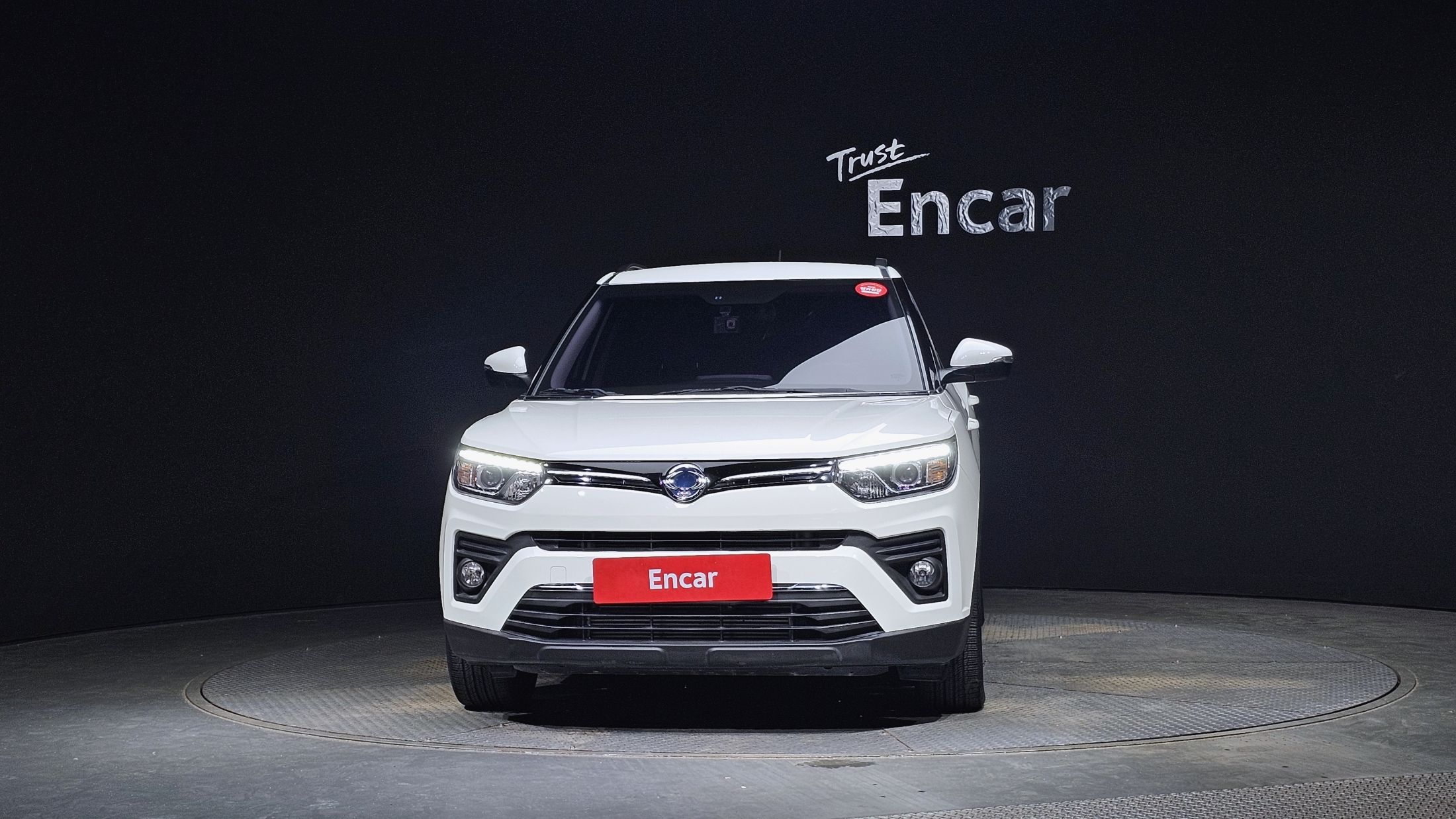 SSANGYONG TIVOLI VERY NEW 2019