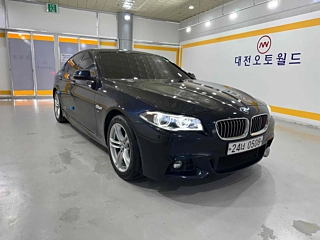 BMW 5-SERIES F10 2016