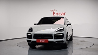 PORSCHE CAYENNE PO536 2022