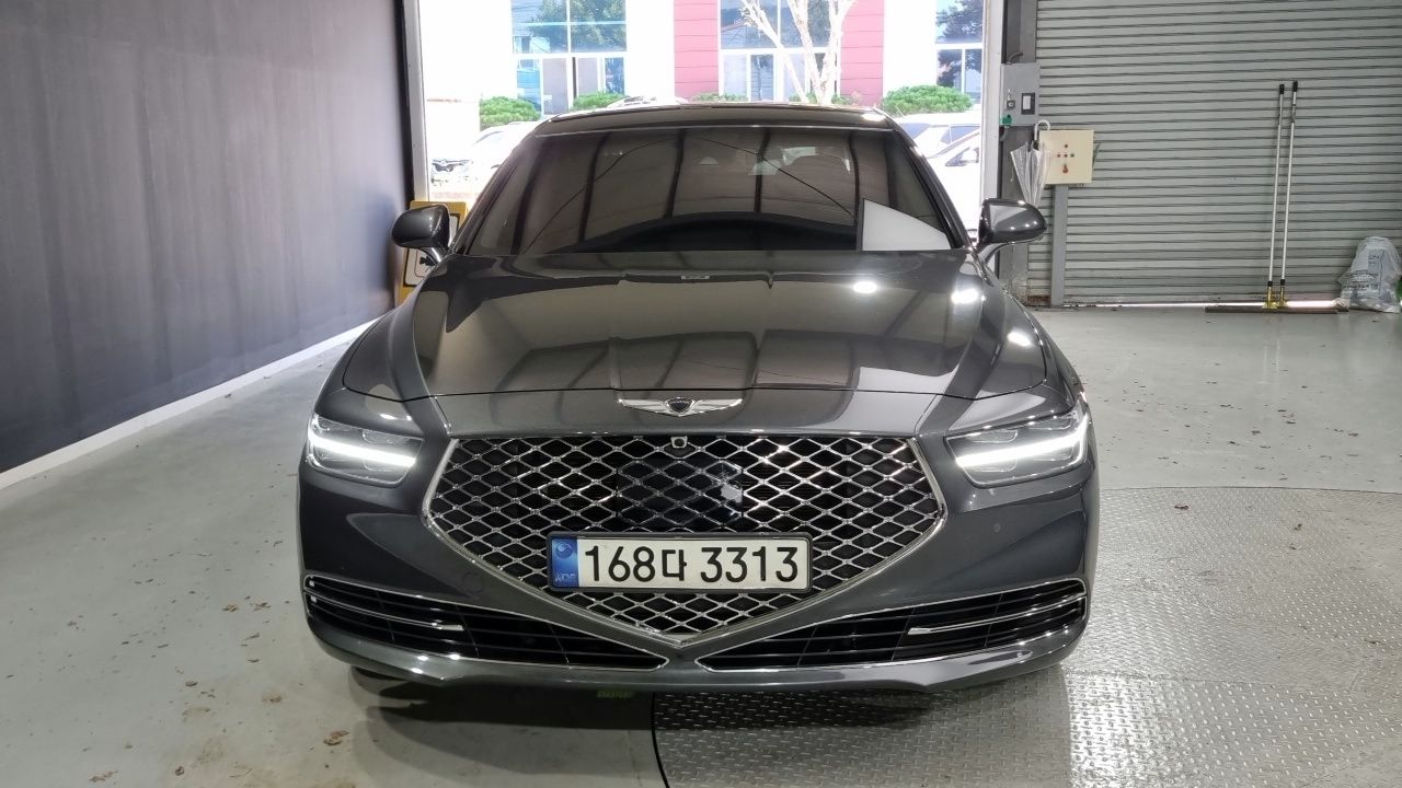 GENESIS G90 2021