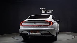 HYUNDAI SONATA HYBRID DN8 2021