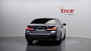 BMW 5-SERIES G30 2022