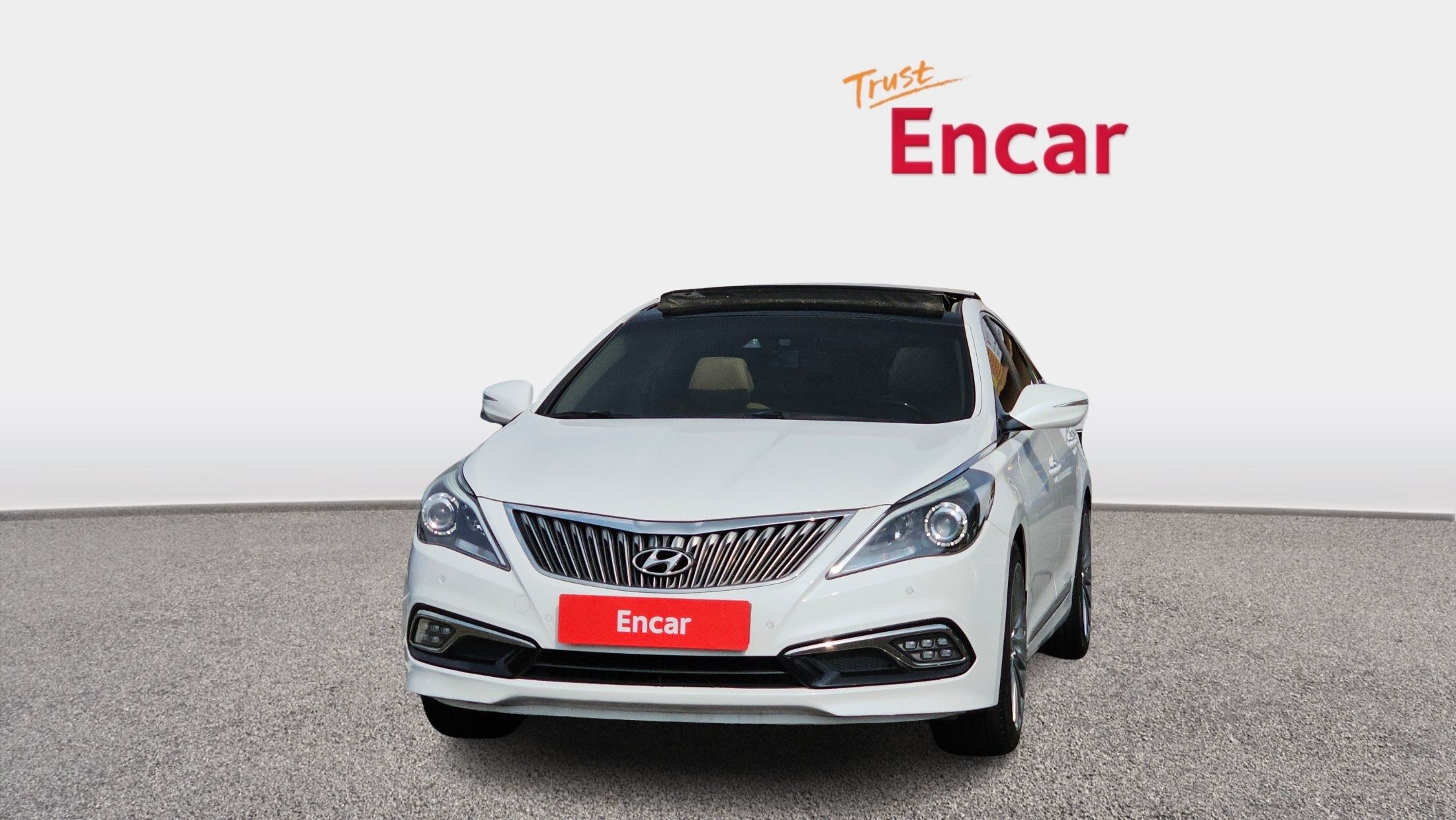 HYUNDAI GRANDEUR HG 2016