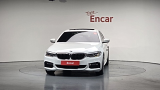BMW 5-SERIES G30 2018