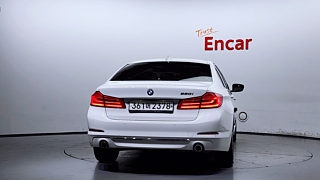 BMW 5-SERIES G30 2020