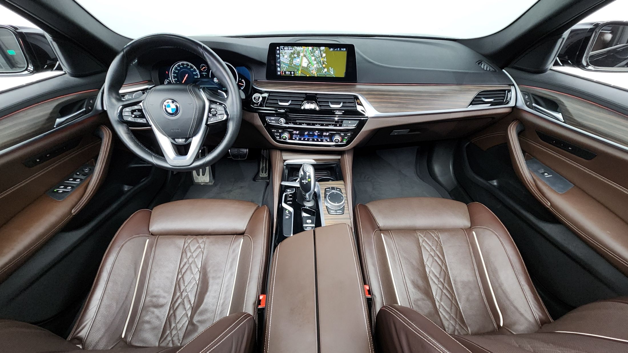 BMW 5-SERIES G30 2017