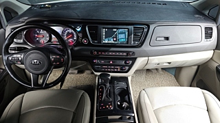 KIA CARNIVAL 2017