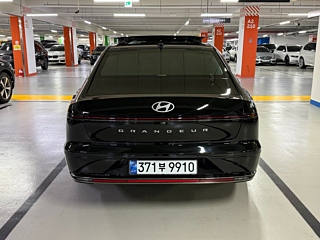 HYUNDAI GRANDEUR HYBRID GN7 2023