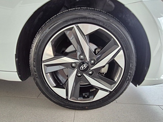 HYUNDAI AVANTE CN7 2022