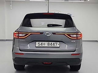 SAMSUNG QM6 2017